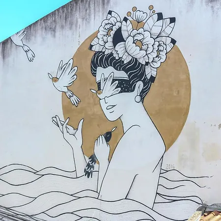 Indigo Moon's Secret Sanctuary In Alfama Lisboa