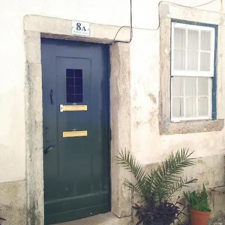 Indigo Moon's Secret Sanctuary In Alfama Apartmán Lisboa
